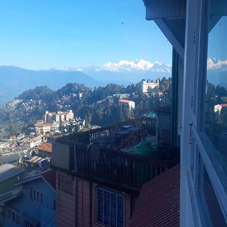 Hotel Golden Potala, Darjeeling Dardżyling Zewnętrze zdjęcie